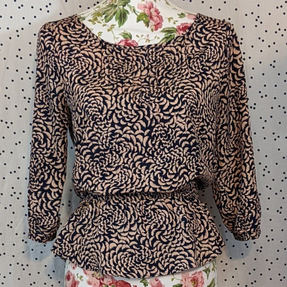 Forever 21 Floral Top - Size S/P - Picture 2 of 8